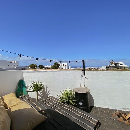 Glamping Caravan Lanzarote Тинахо Экстерьер фото